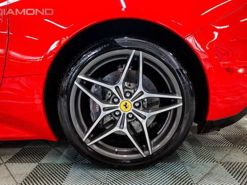 Used 2015 Ferrari California T image 45