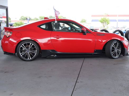 Used 2015 Subaru BRZ Limited RWD image 6