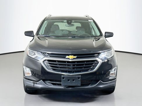 Used 2020 Chevrolet Equinox LT FWD image 2