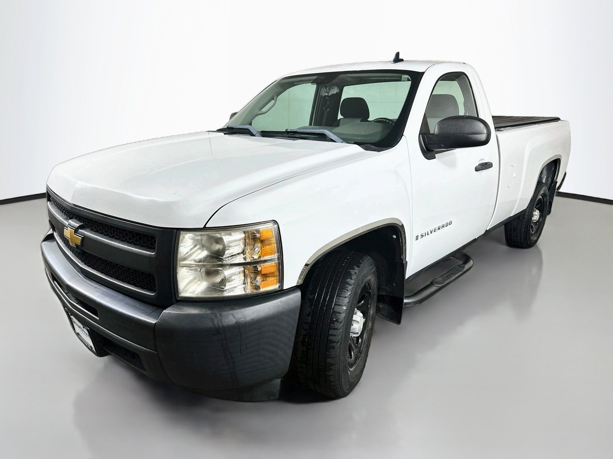 Used 2009 Chevrolet Silverado 1500 W/T RWD image 3