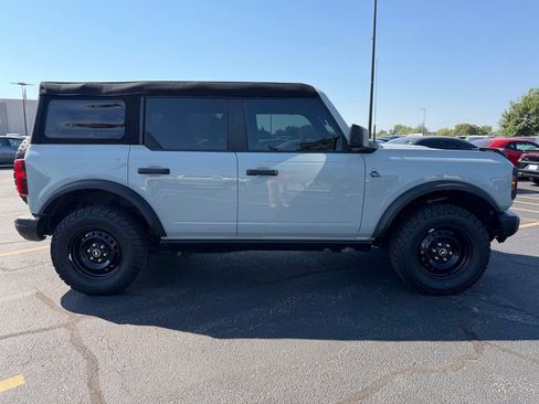 Used 2023 Ford Bronco Black Diamond AWD/4WD image 8