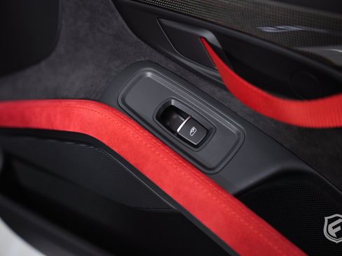 Used 2018 Porsche 911 GT2 RS RWD image 22