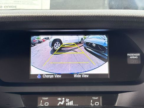 Used 2017 Acura ILX FWD image 16