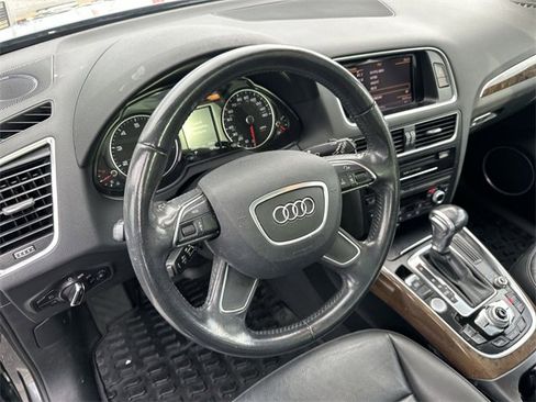 Used 2016 Audi Q5 2.0T Premium Plus w/ Technology Package image 11