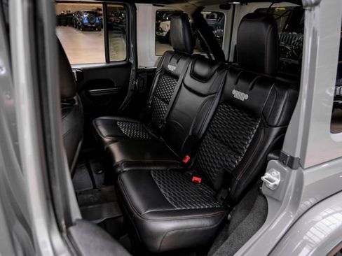 Used 2021 Jeep Wrangler Unlimited Rubicon AWD/4WD image 72