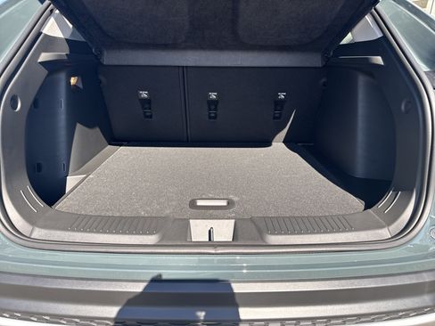 New 2026 Chevrolet Trax LT w/ LT Convenience Package FWD image 18