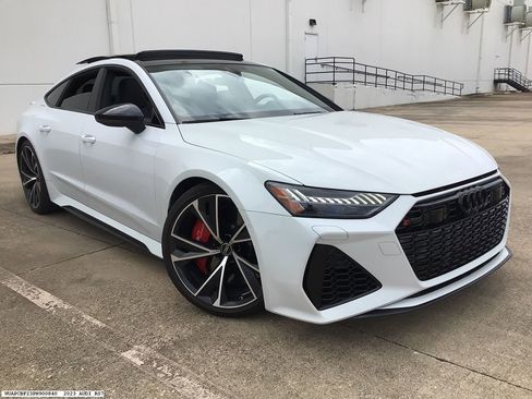 Used 2023 Audi RS 7 Sportback w/ Black Optic Package AWD/4WD image 4