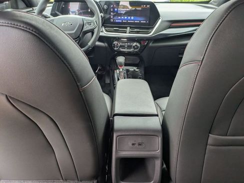 New 2026 Chevrolet Trax RS w/ Sunroof Package FWD image 26