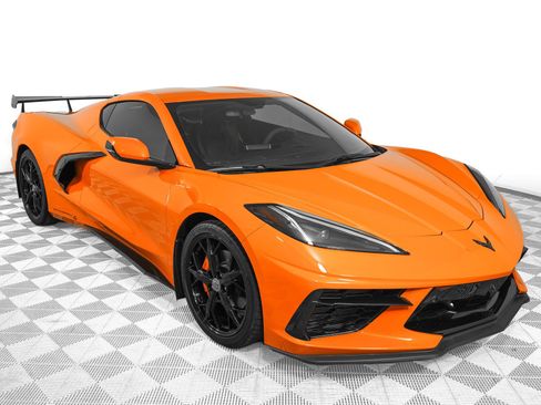 Used 2023 Chevrolet Corvette Stingray Coupe w/ 1LT RWD image 3