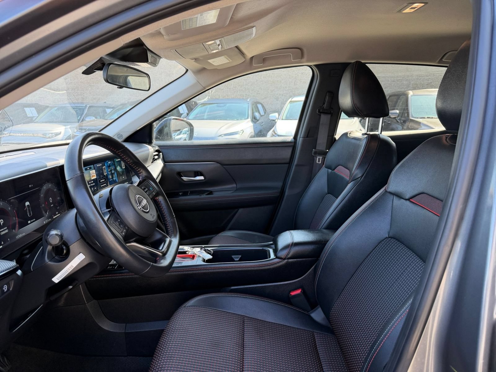 Used 2026 Nissan Kicks SR FWD image 25