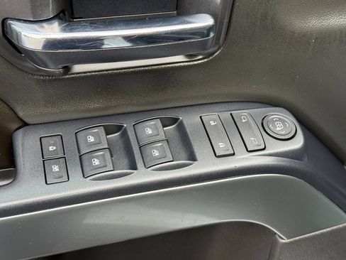 Used 2017 Chevrolet Silverado 1500 LT w/ All Star Edition AWD/4WD image 12