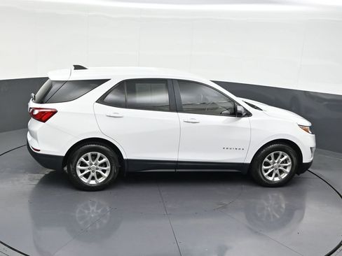 Used 2020 Chevrolet Equinox LS image 26