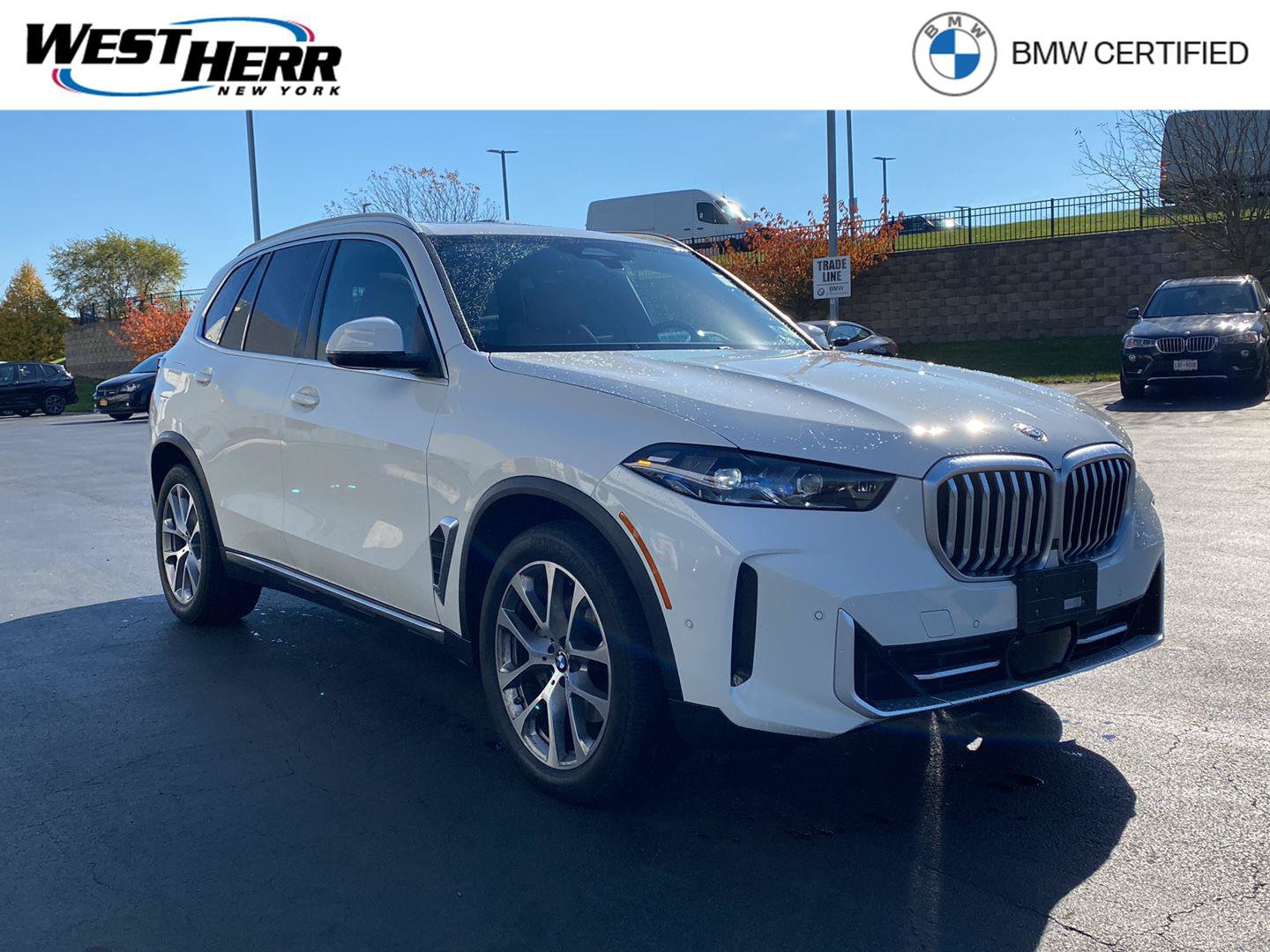 Used 2024 BMW X5 xDrive40i w/ Premium Package AWD/4WD image 1
