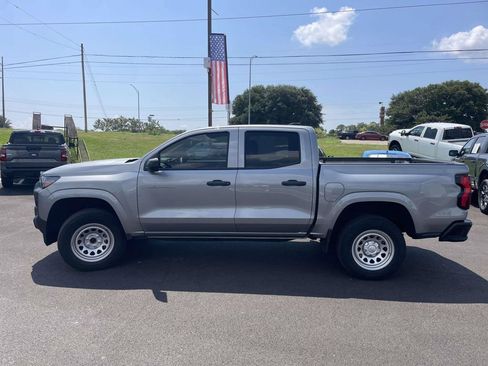 Used 2024 Chevrolet Colorado W/T RWD image 6