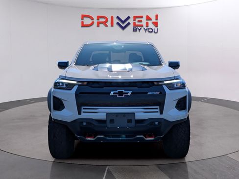 New 2026 Chevrolet Colorado ZR2 w/ Technology Package AWD/4WD image 9