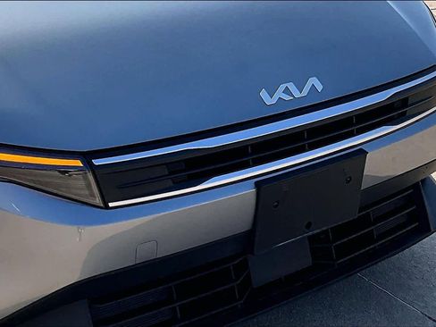 Used 2025 Kia K4 LXS image 24