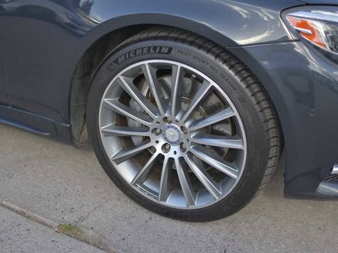 Used 2016 Mercedes-Benz S 550 Sedan w/ Sport Package w/ Sport Package image 23