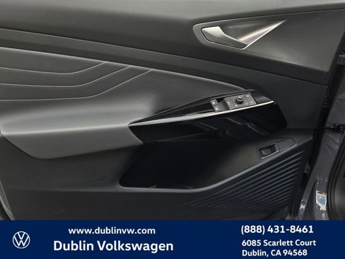 Used 2023 Volkswagen ID.4 Pro S RWD image 10