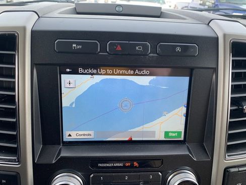 Used 2018 Ford F150 Lariat w/ Equipment Group 502A Luxury image 20