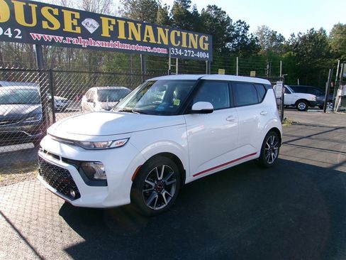 Used 2022 Kia Soul GT-Line image 2