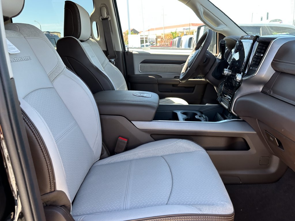 New 2025 RAM 2500 Laramie w/ Towing Technology Group AWD/4WD image 14