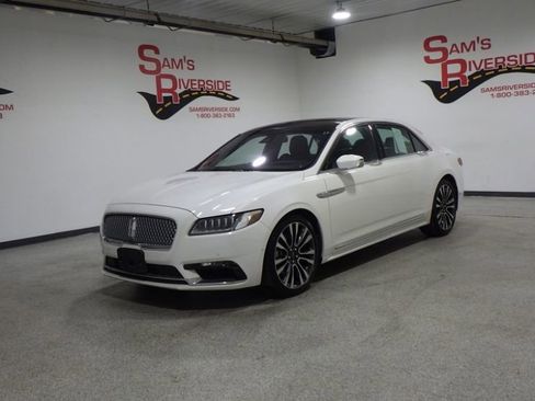 Used 2020 Lincoln Continental Reserve image 1