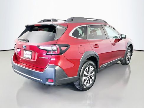 Used 2024 Subaru Outback Premium AWD/4WD image 7
