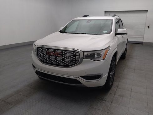 Used 2017 GMC Acadia Denali w/ Technology Package FWD image 15