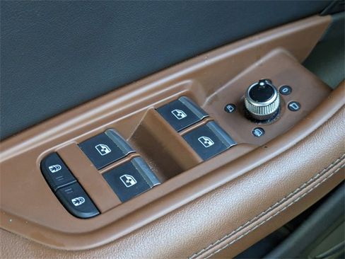 Used 2024 Audi A4 2.0T Premium Plus image 25