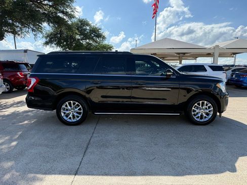 Used 2020 Ford Expedition Max XLT w/ Equipment Group 202A RWD image 8