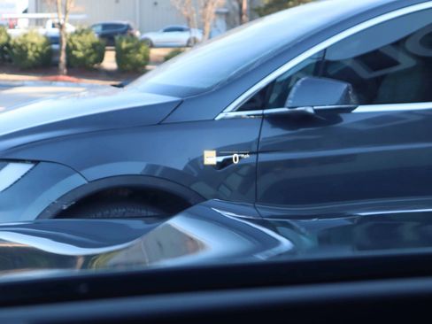 Used 2023 BMW X5 M50i w/ Executive Package image 23