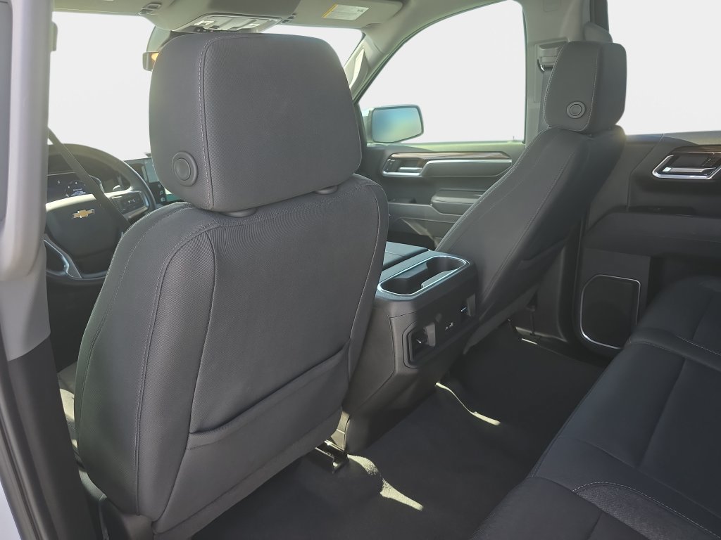 Used 2025 Chevrolet Silverado 1500 LT RWD image 10