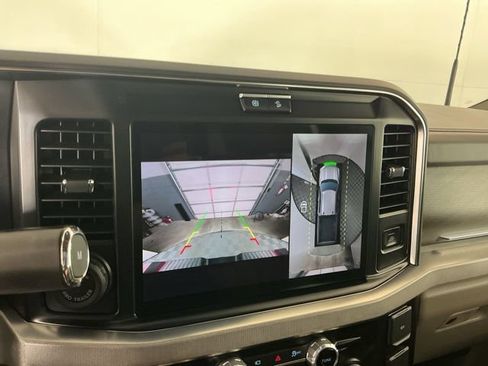 Used 2025 Ford F450 Platinum w/ Platinum Plus Package AWD/4WD image 24