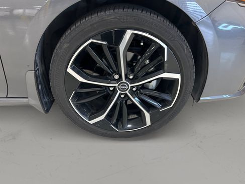 Used 2024 Nissan Altima 2.5 SR FWD image 20