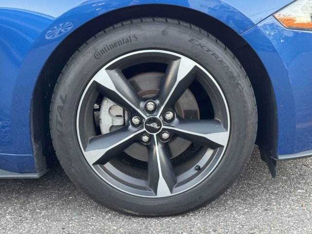 Used 2022 Ford Mustang Coupe RWD image 11