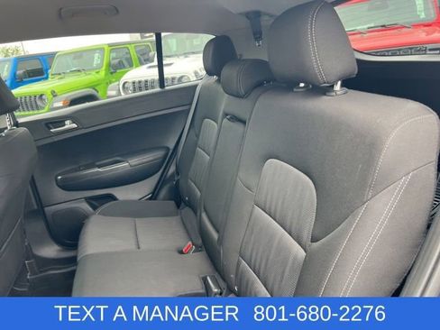 Used 2022 Kia Sportage LX AWD/4WD image 28