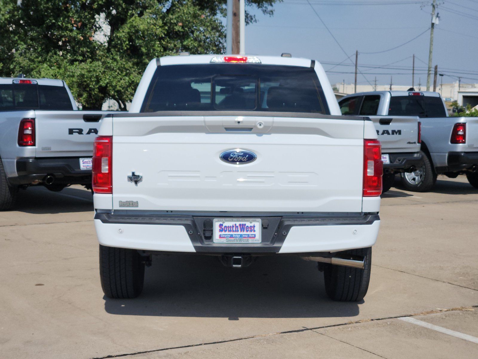 Used 2023 Ford F150 XLT w/ Equipment Group 302A High RWD image 8