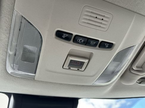 Used 2020 Toyota Corolla LE w/ Carpet Mat Package (TMS) image 23