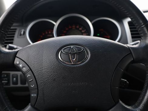 Used 2010 Toyota Tacoma PreRunner image 15