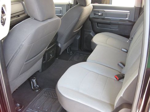 Used 2023 RAM 1500 Classic SLT w/ Trailer & Traction Group AWD/4WD image 27