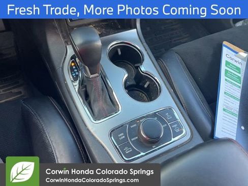 Used 2018 Jeep Grand Cherokee Trailhawk AWD/4WD image 13