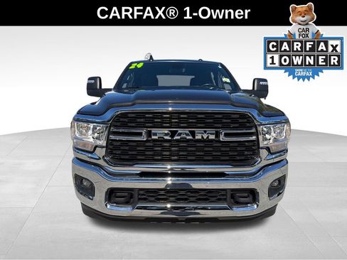 Used 2024 RAM 2500 Big Horn AWD/4WD image 2