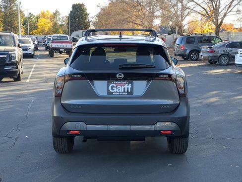 New 2026 Nissan Kicks SV w/ SV Premium Package image 5