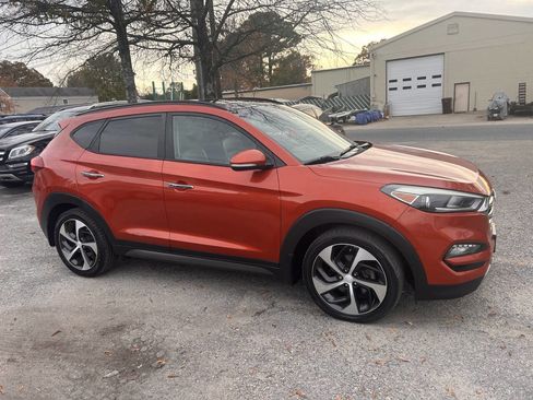 Used 2016 Hyundai Tucson Limited w/ Option Group 03 image 4