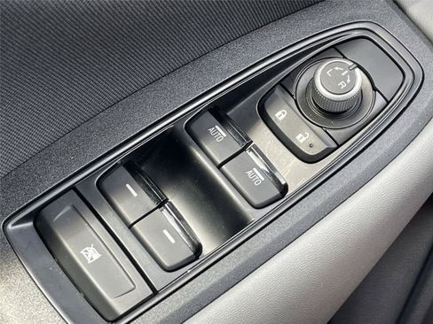 Certified 2025 Subaru Outback Premium AWD/4WD image 26