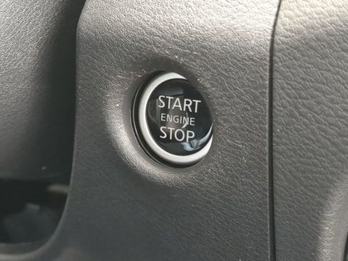 Certified 2024 Nissan Frontier SL w/ Technology Package RWD image 28