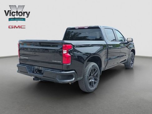 Used 2024 Chevrolet Silverado 1500 Custom RWD image 18