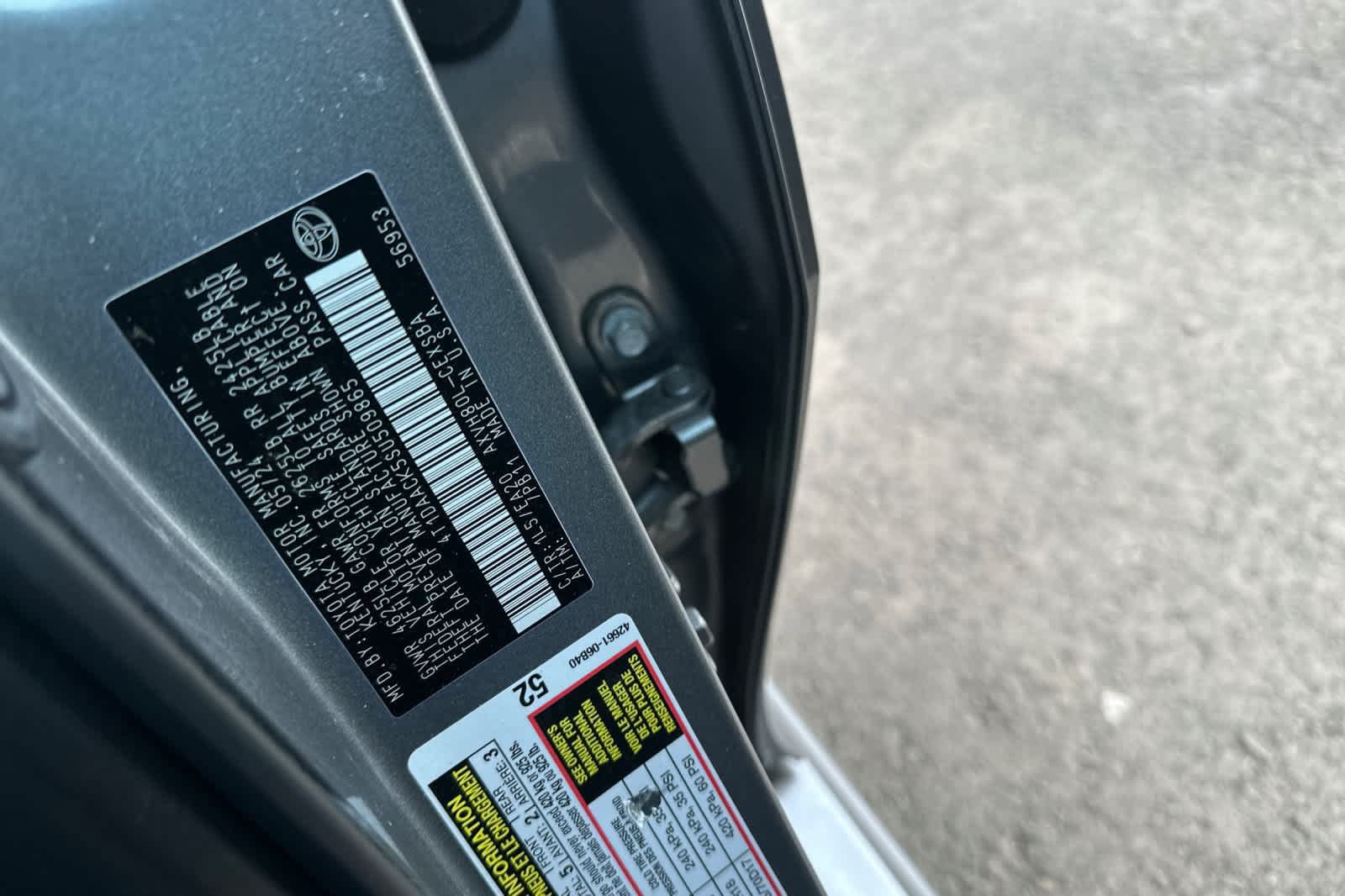 Used 2025 Toyota Camry SE FWD image 35