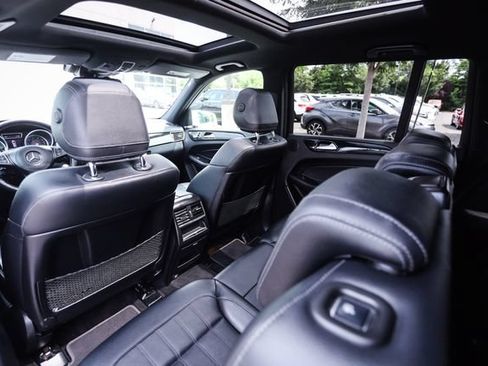 Used 2018 Mercedes-Benz GLS 450 4MATIC image 46