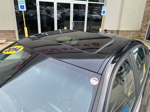 Used 2014 BMW 328i xDrive Sedan AWD/4WD image 19